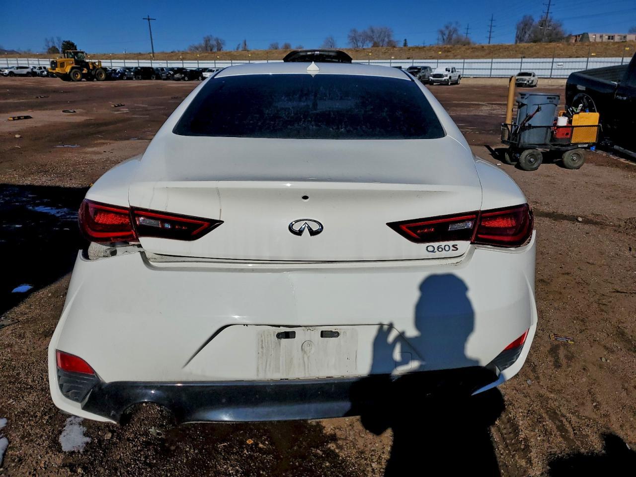 2017 Infiniti Q60 Red Sport 400 - Фото 6