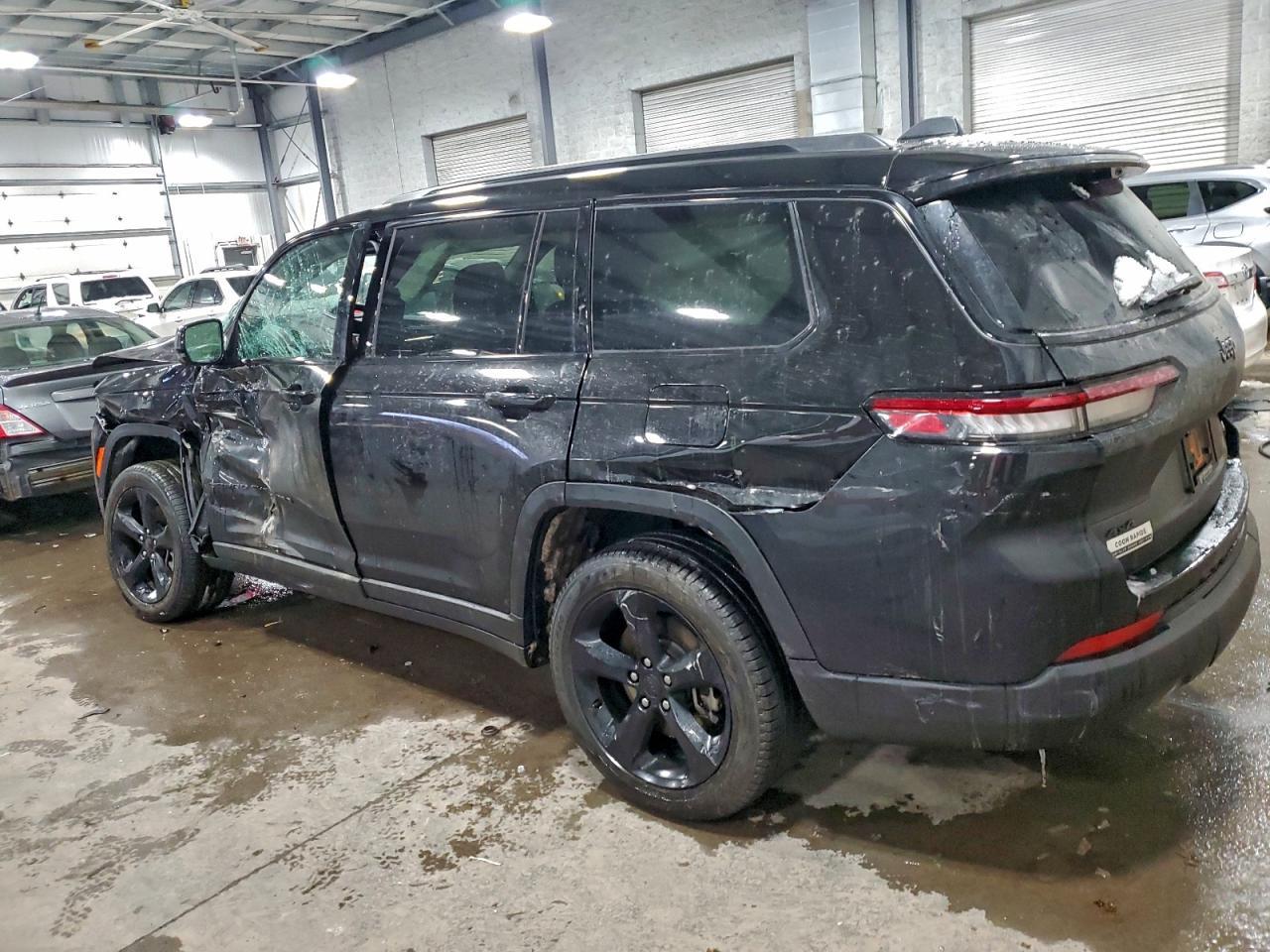 2025 Jeep Grand Cherokee L Limited - Image 2