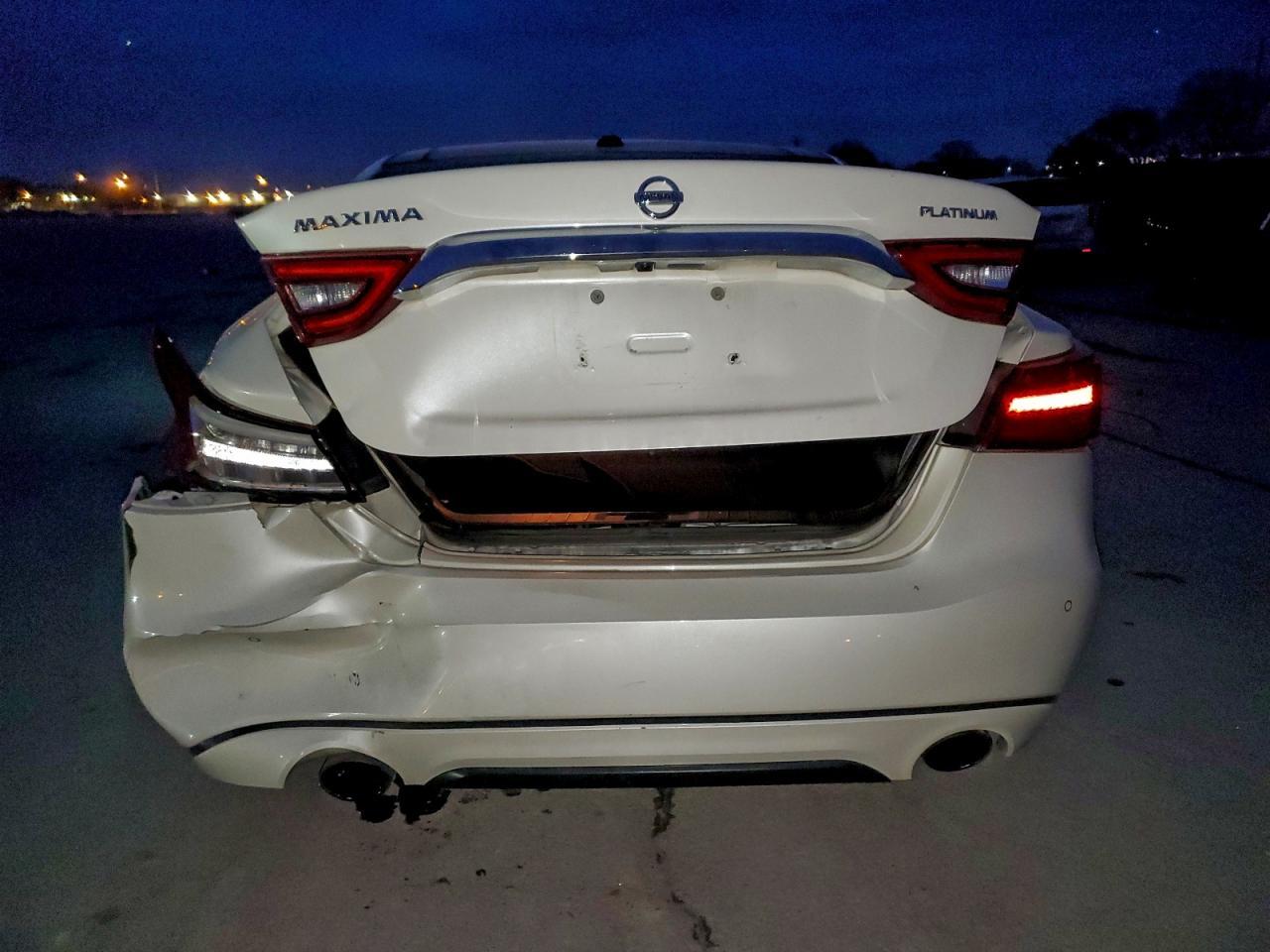 2017 Nissan Maxima 3.5S - Image 6