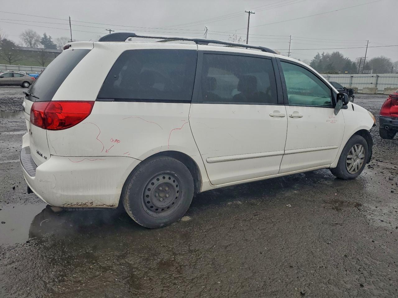2007 Toyota Sienna - Image 3