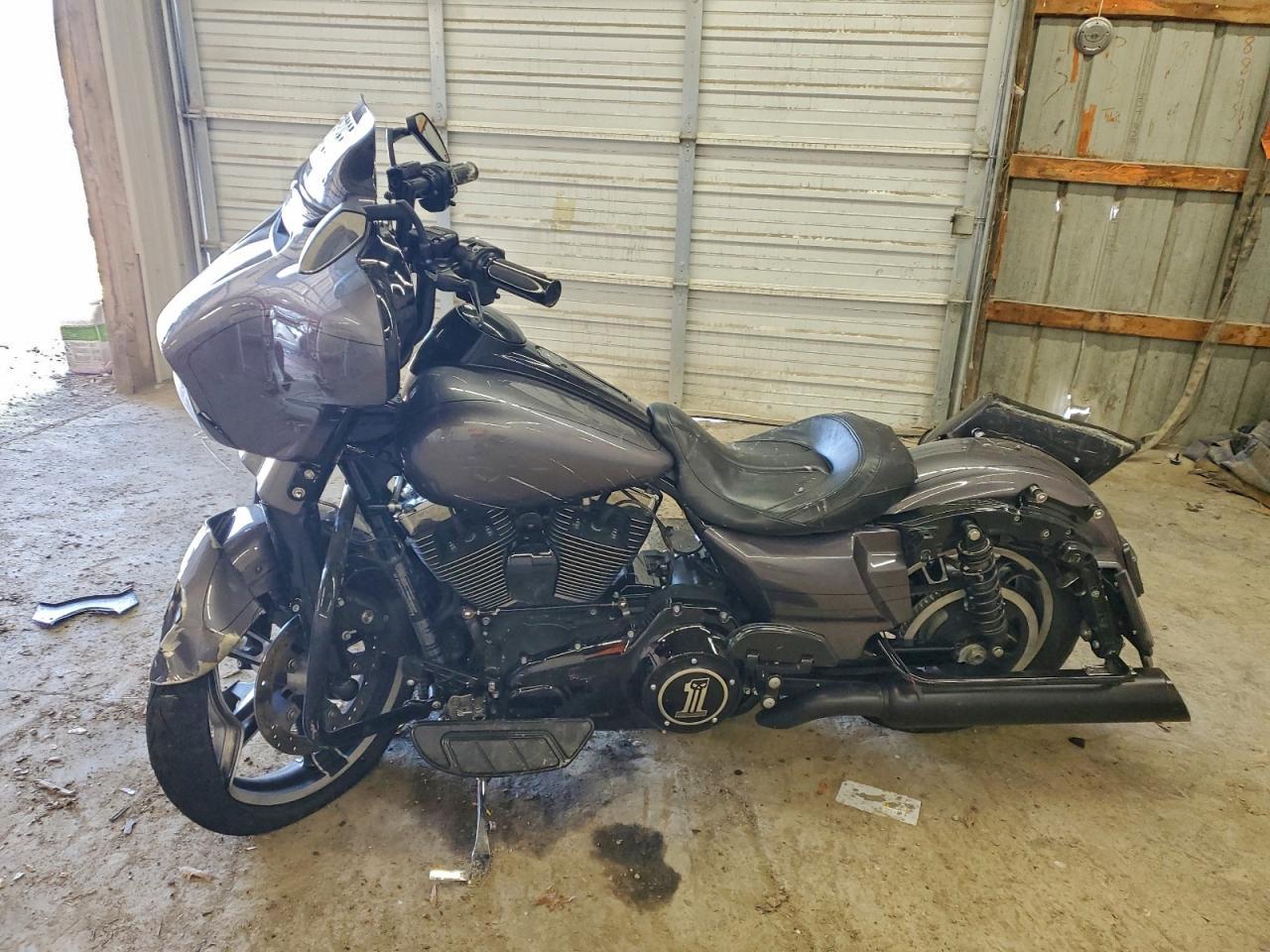 2014 Harley-Davidson Flhxs Street Glide Special - Фото 3