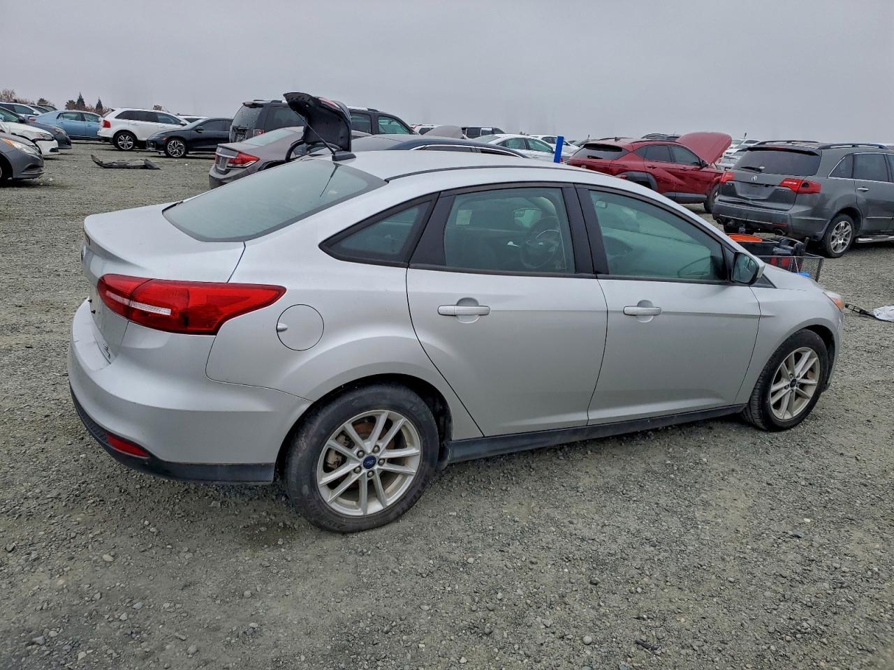 2018 Ford Focus Se - Фото 3