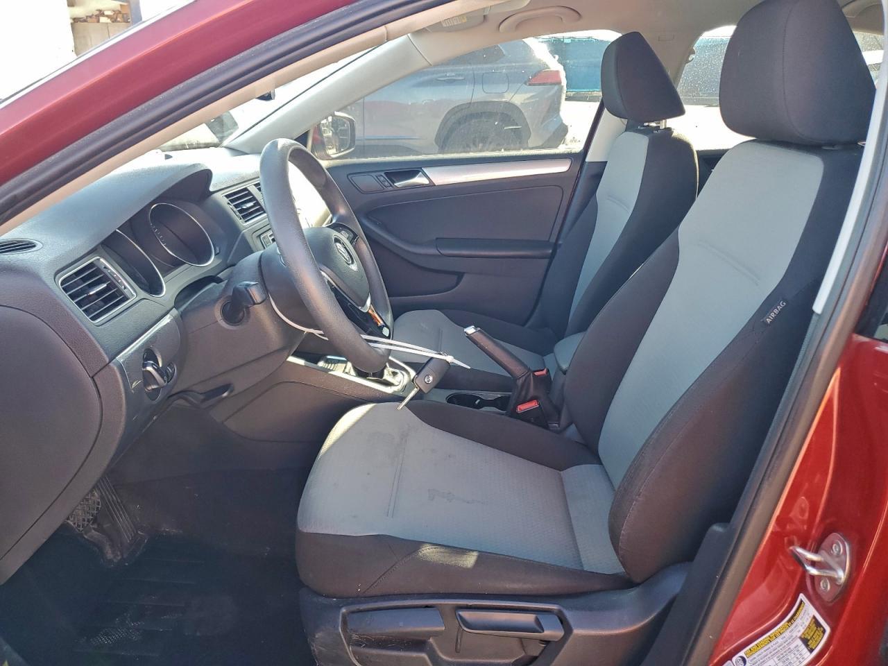 2017 Volkswagen Jetta S - Фото 7