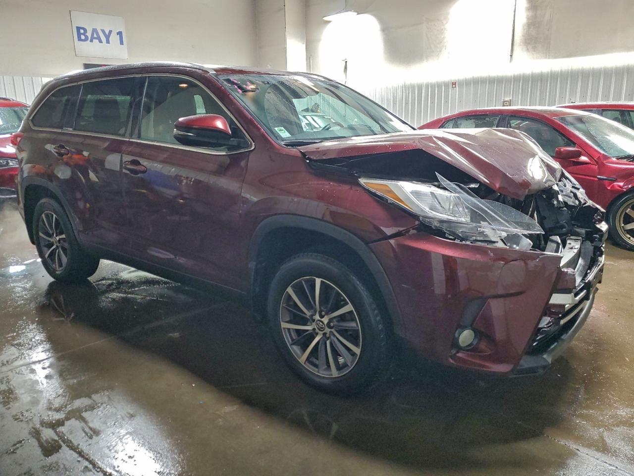 2019 Toyota Highlander Xle - Фото 4