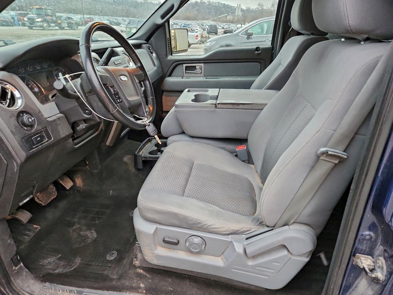 2011 Ford F150 Supercrew - Image 7