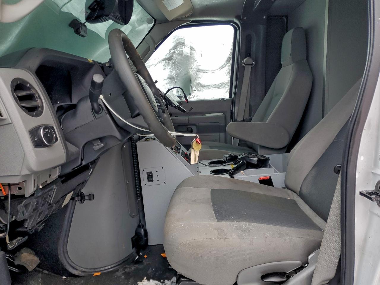 2023 Ford E450 Ambulance - Image 7