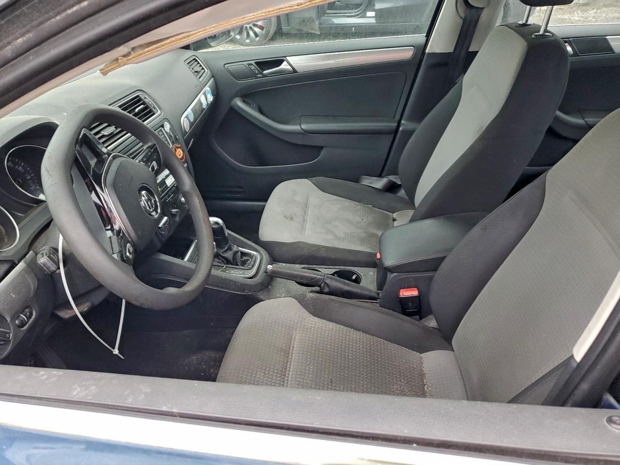 2017 Volkswagen Jetta S - Фото 7