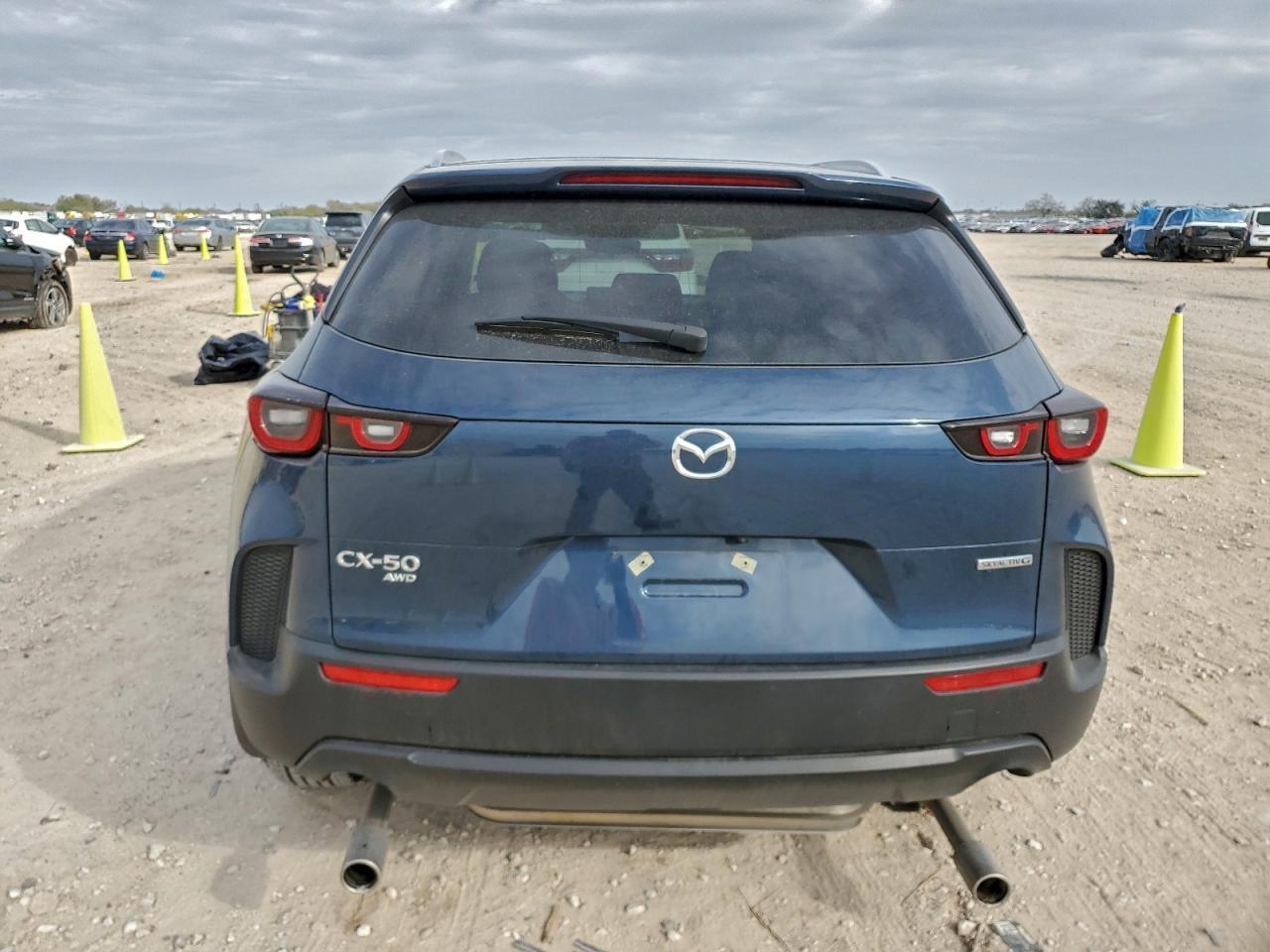 2025 Mazda Cx-50 Preferred - Image 6
