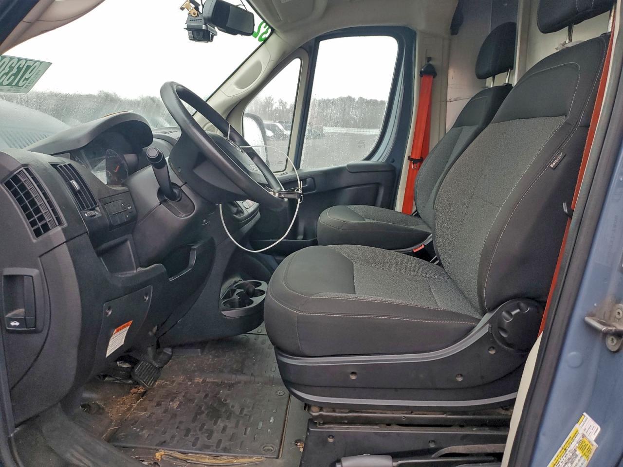 2020 Ram Promaster 3500 - Cargo Van ** Clean Title * Prior Fleet ** - Image 7