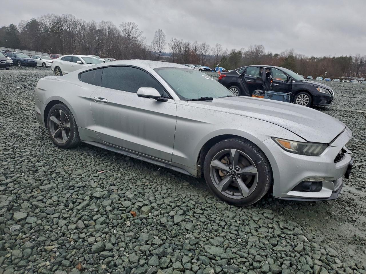 2016 Ford Mustang - Image 4