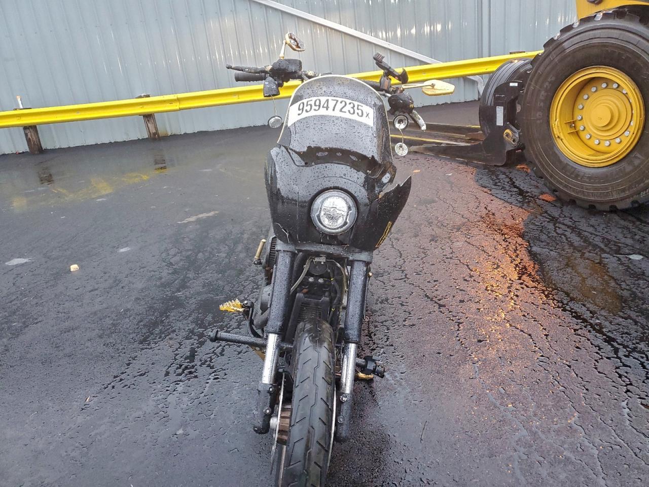 2021 Harley-Davidson Fxlrs - Image 2