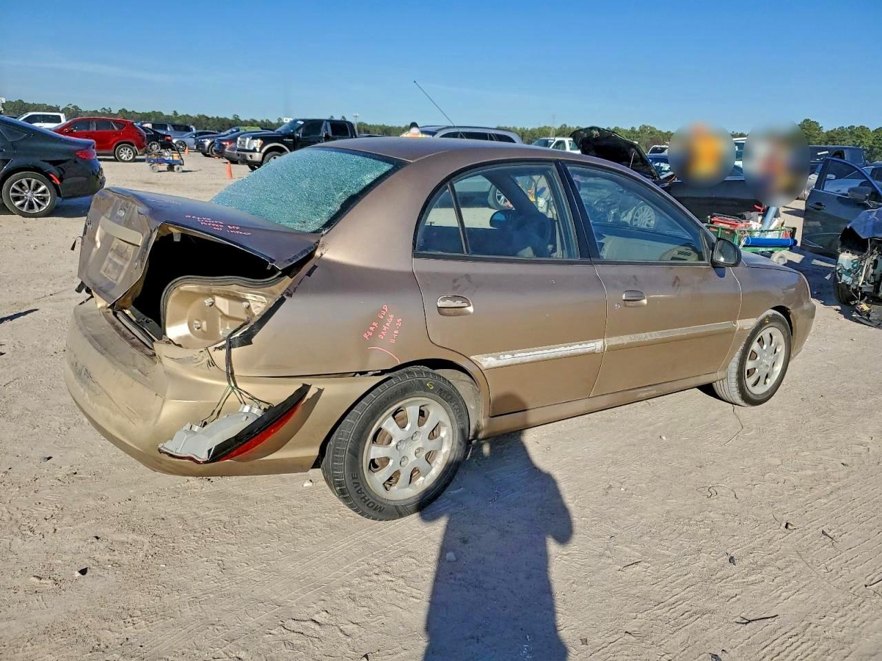 2004 Kia Rio - Image 3
