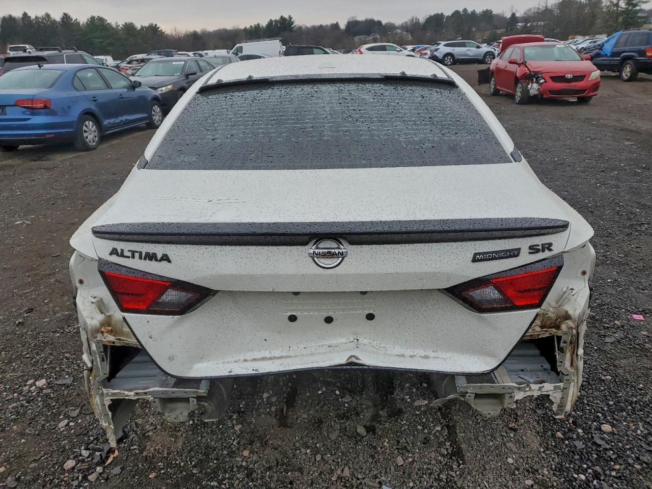 2022 Nissan Altima Sr - Фото 6