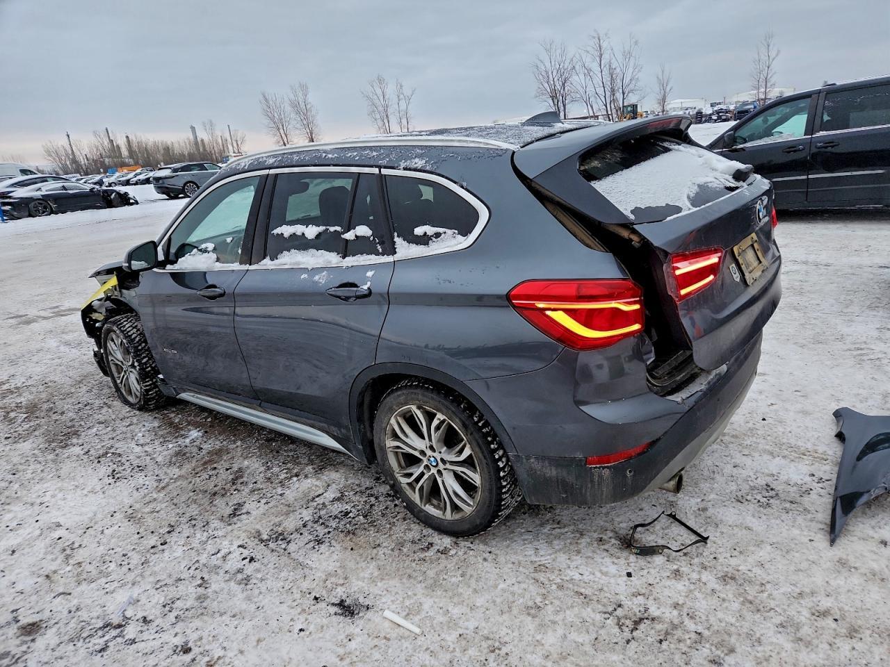 2018 BMW X1 xDrive28I - Фото 2