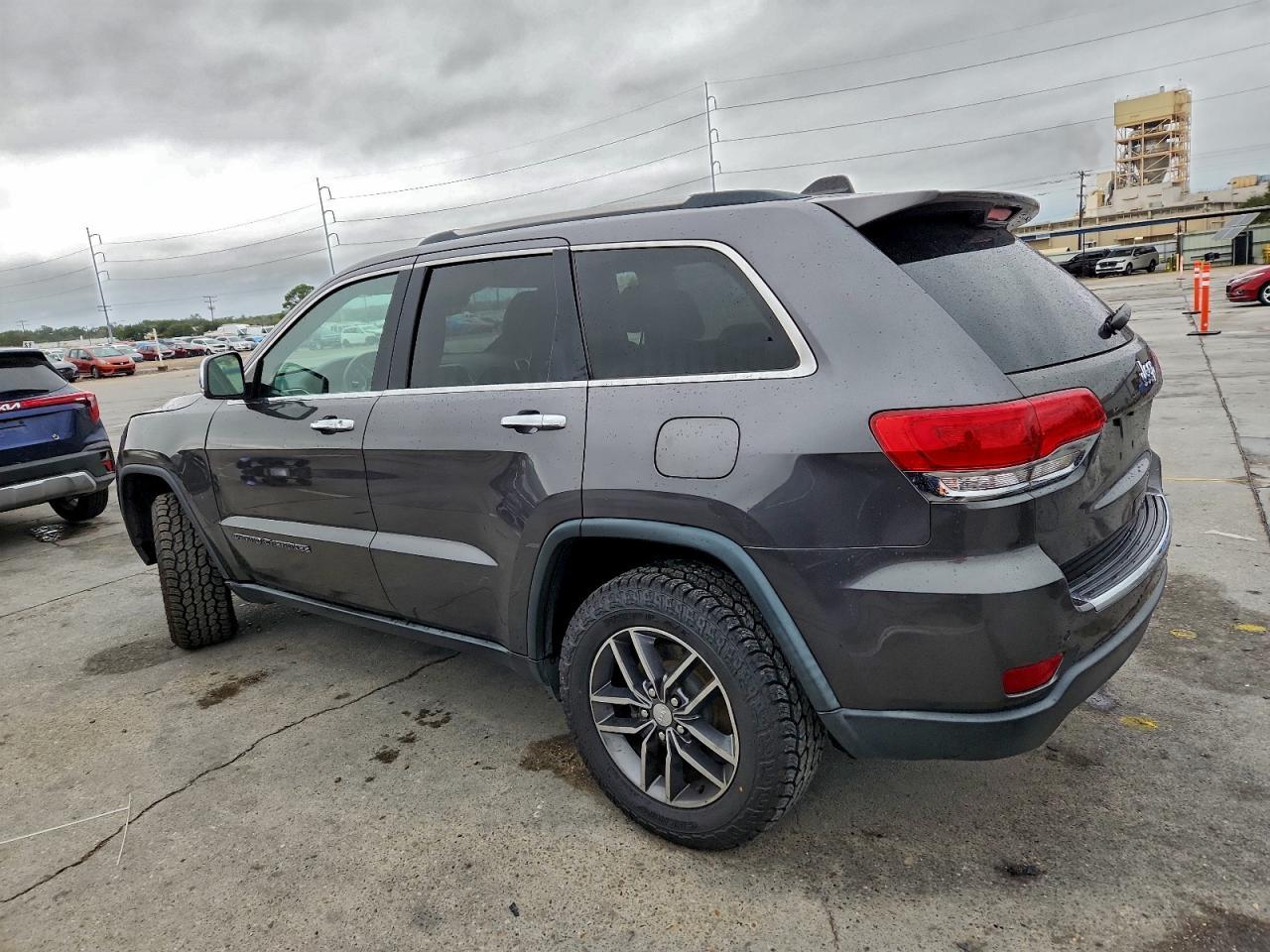 2017 Jeep Grand Cherokee Limited - Image 2