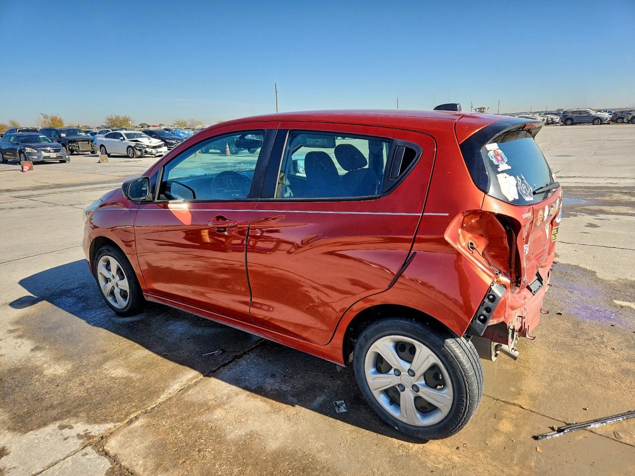 2021 Chevrolet Spark Ls - Фото 2