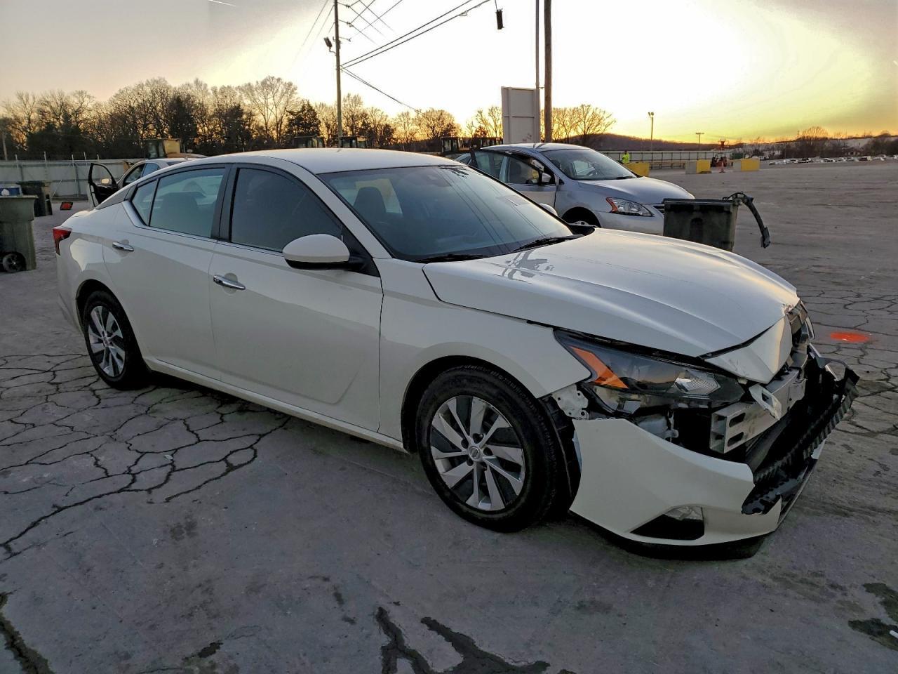 2022 Nissan Altima S - Фото 4