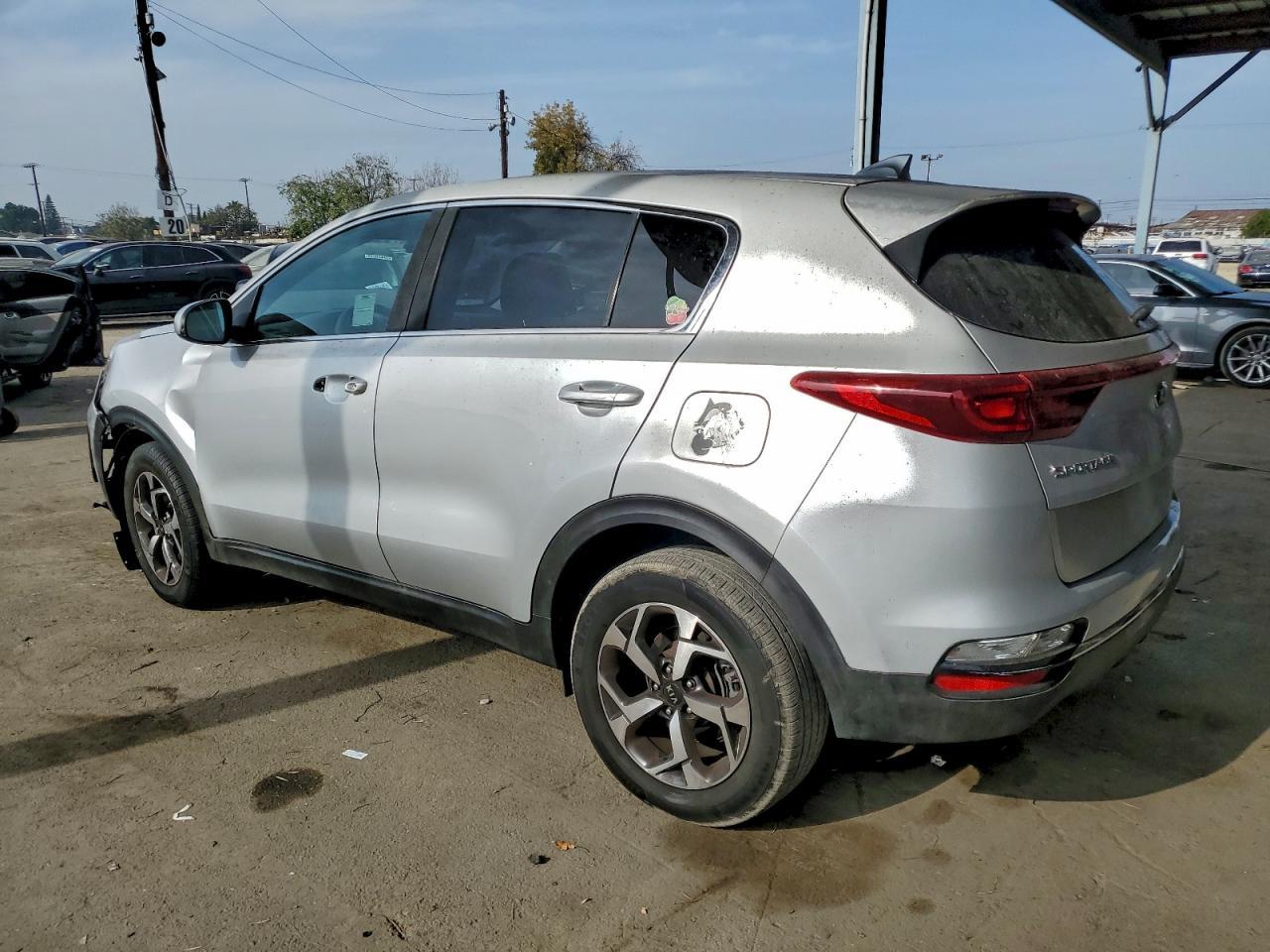 2020 Kia Sportage Lx - Image 2