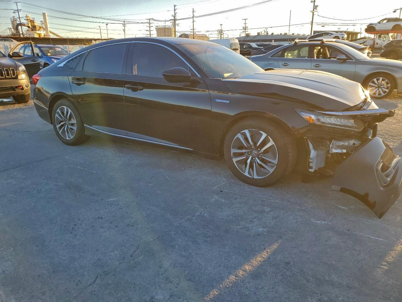 2021 Honda Accord Hybrid Ex - Фото 4