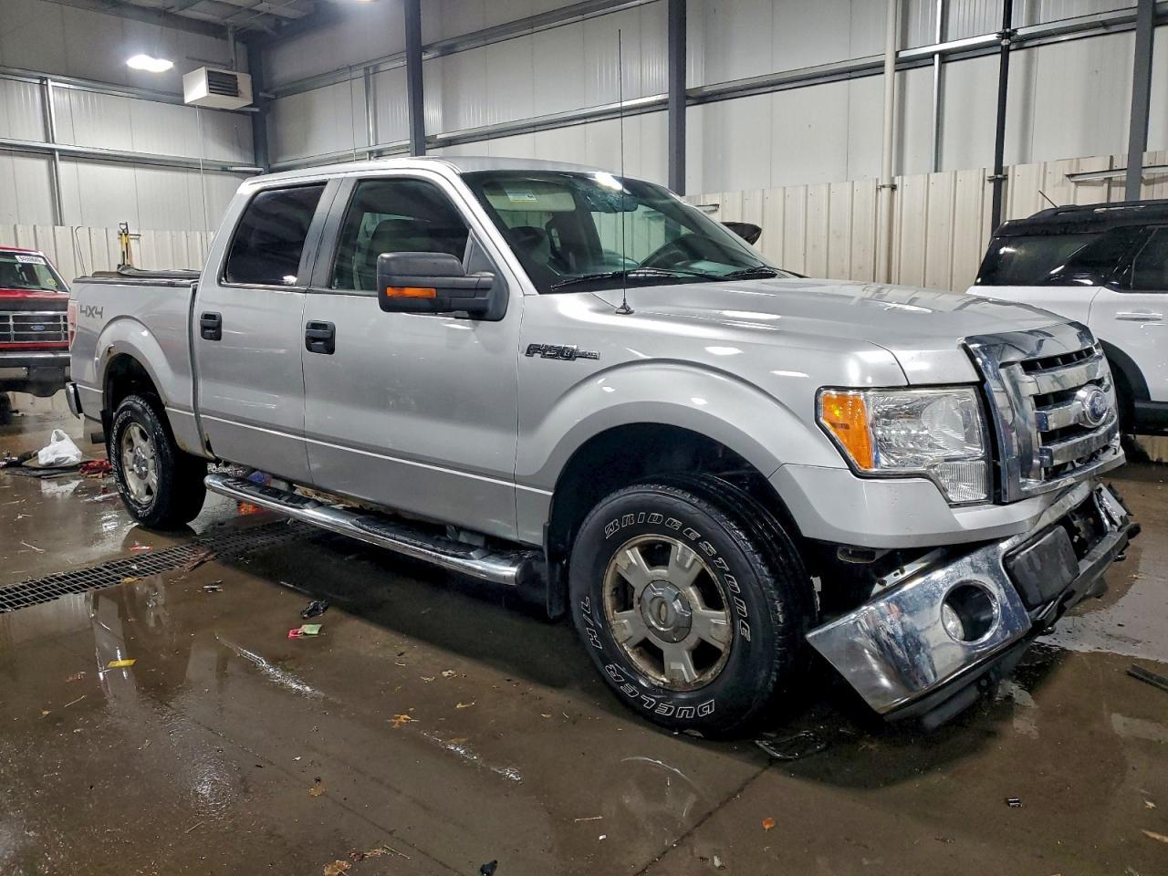 2010 Ford F150 Supercrew - Image 4