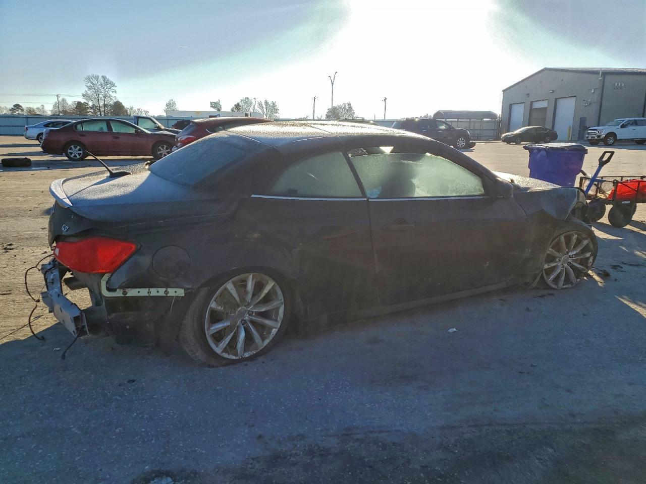 2011 Infiniti G37 Base - Image 3