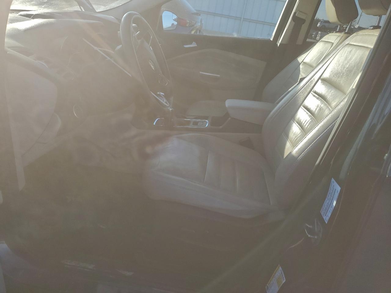 2019 Ford Escape Titanium - Image 7