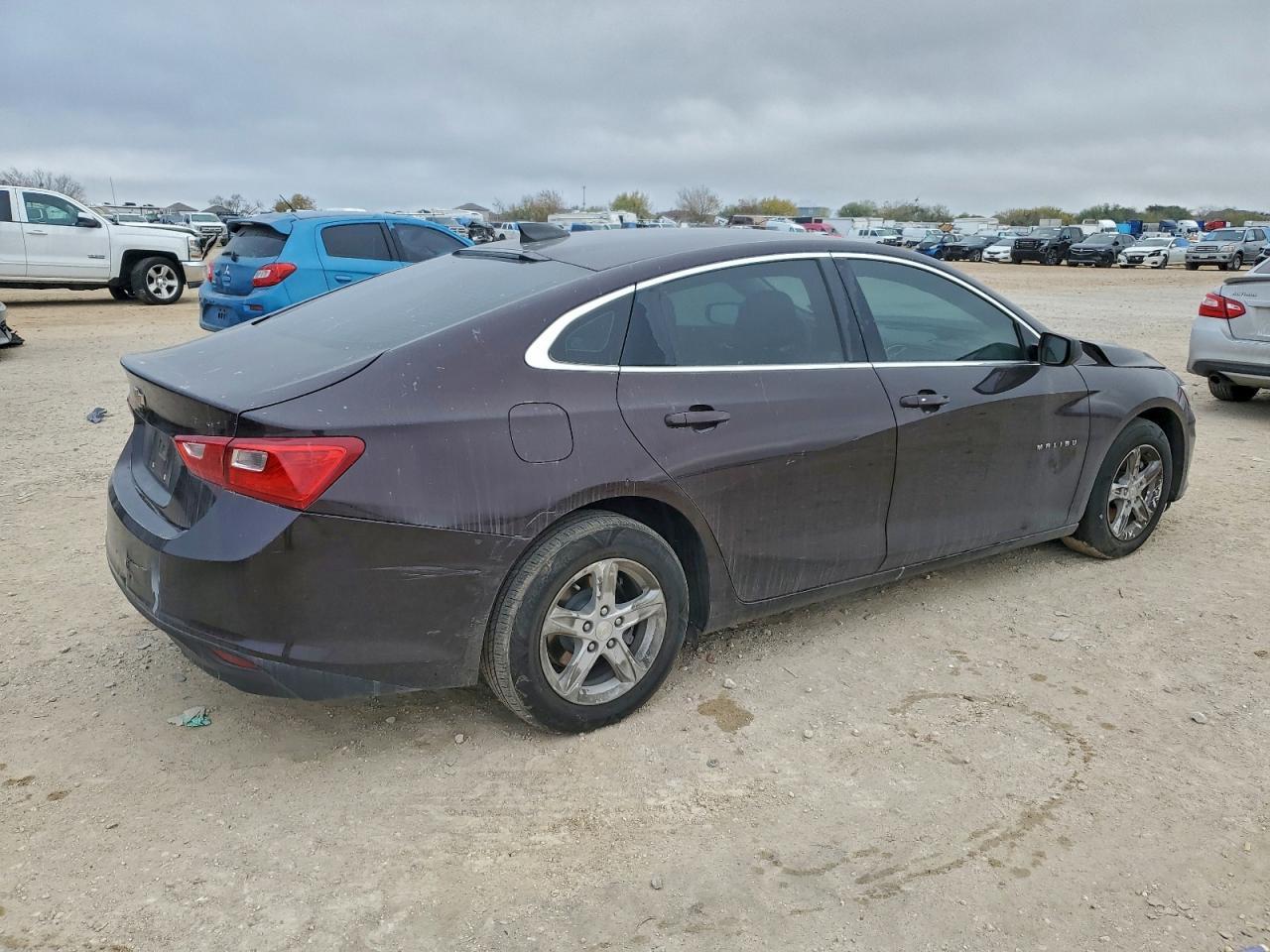 2020 Chevrolet Malibu Ls - Image 3