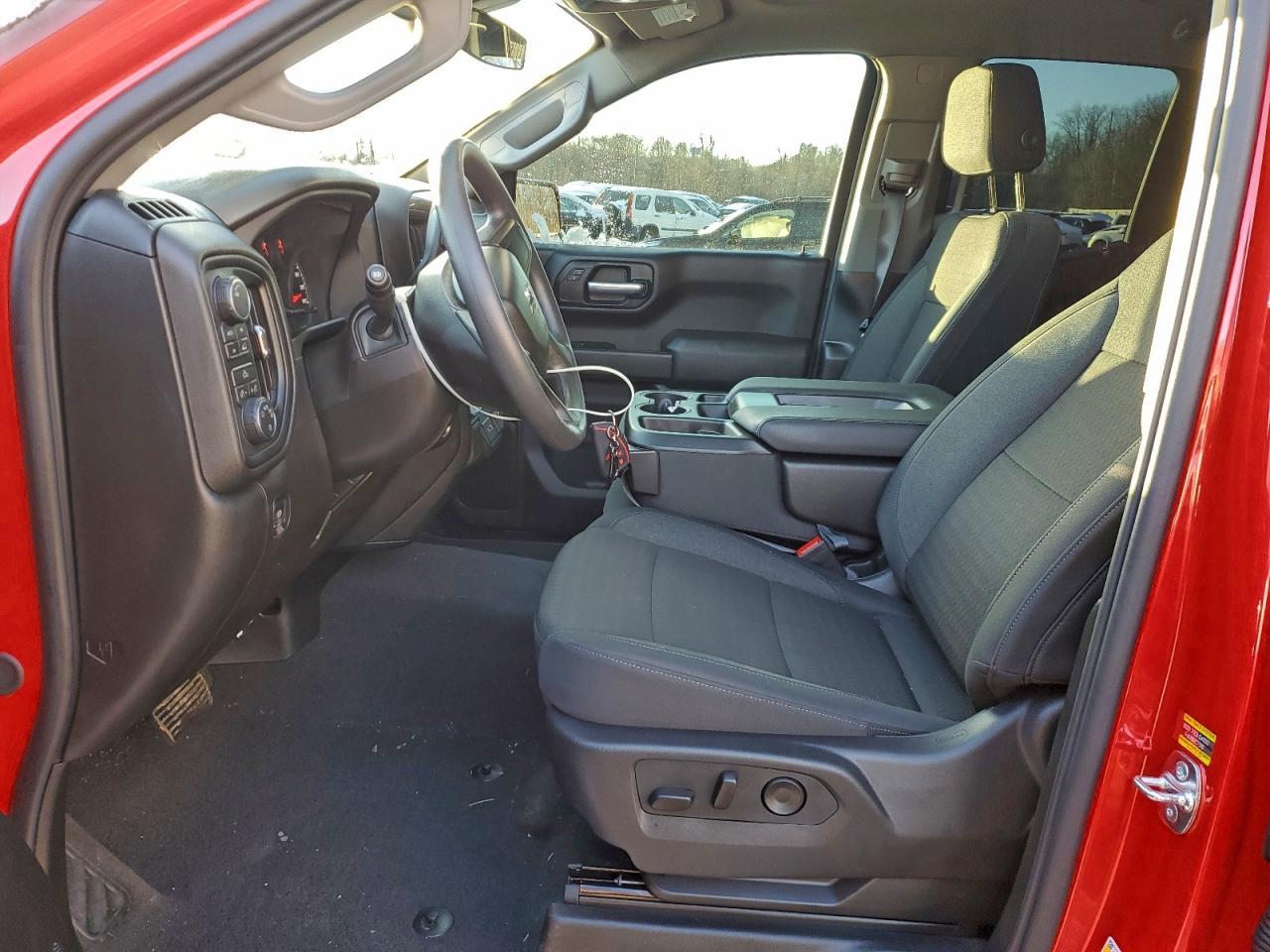 2026 Chevrolet Silverado K1500 Custom - Фото 7