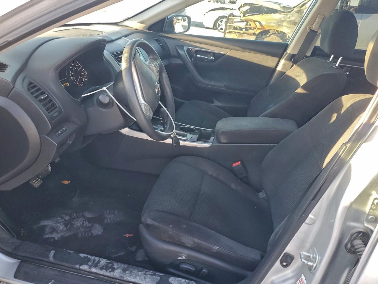 2014 Nissan Altima 2.5 - Image 7