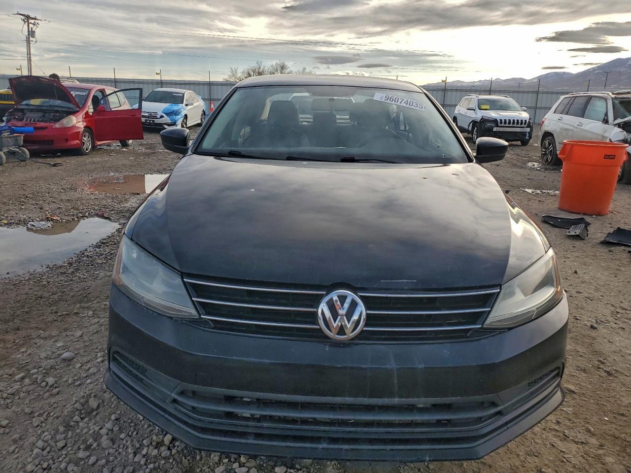 2017 Volkswagen Jetta - Фото 5