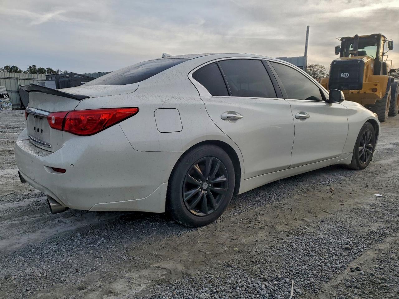 2017 Infiniti Q50 Premium - Фото 3