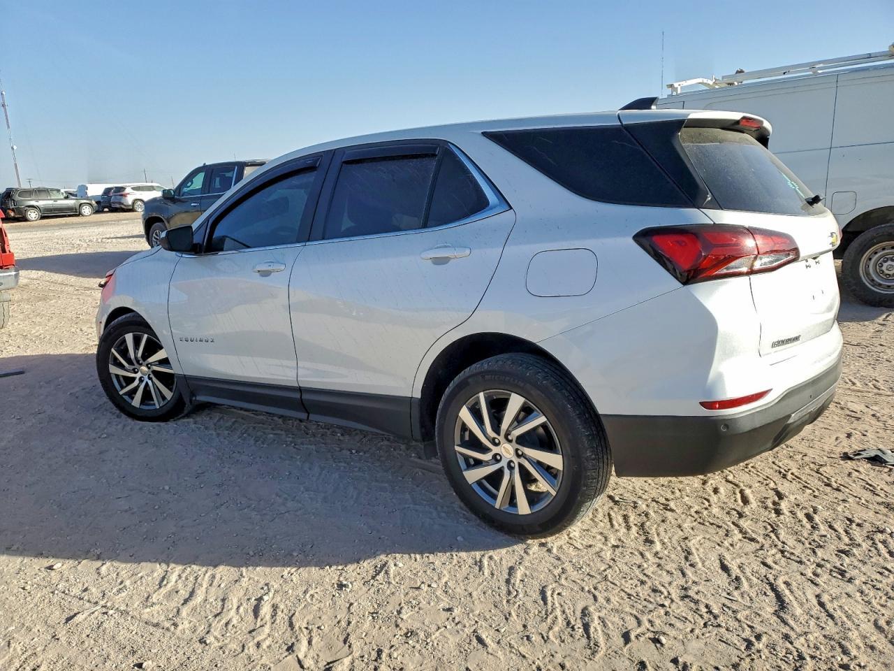 2023 Chevrolet Equinox Lt - Фото 2