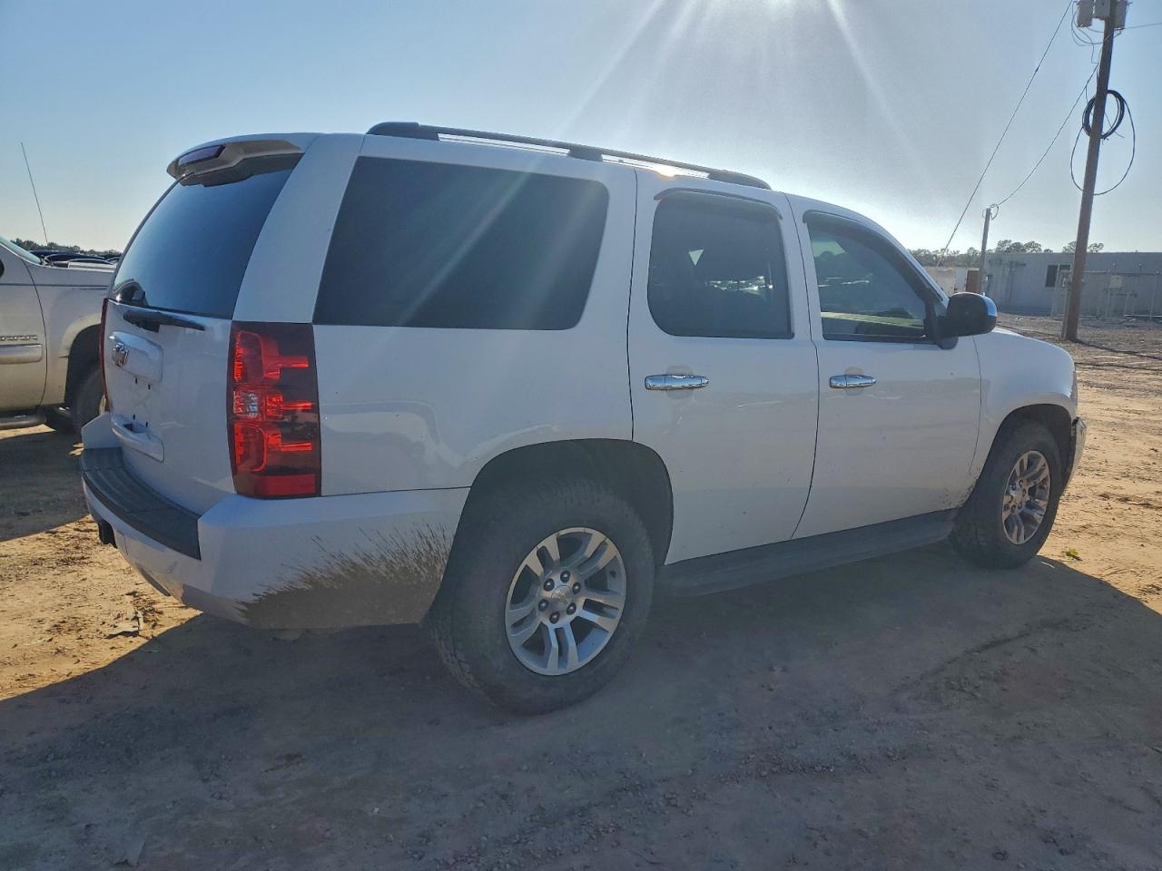 2010 Chevrolet Tahoe C1500 Ls - Фото 3