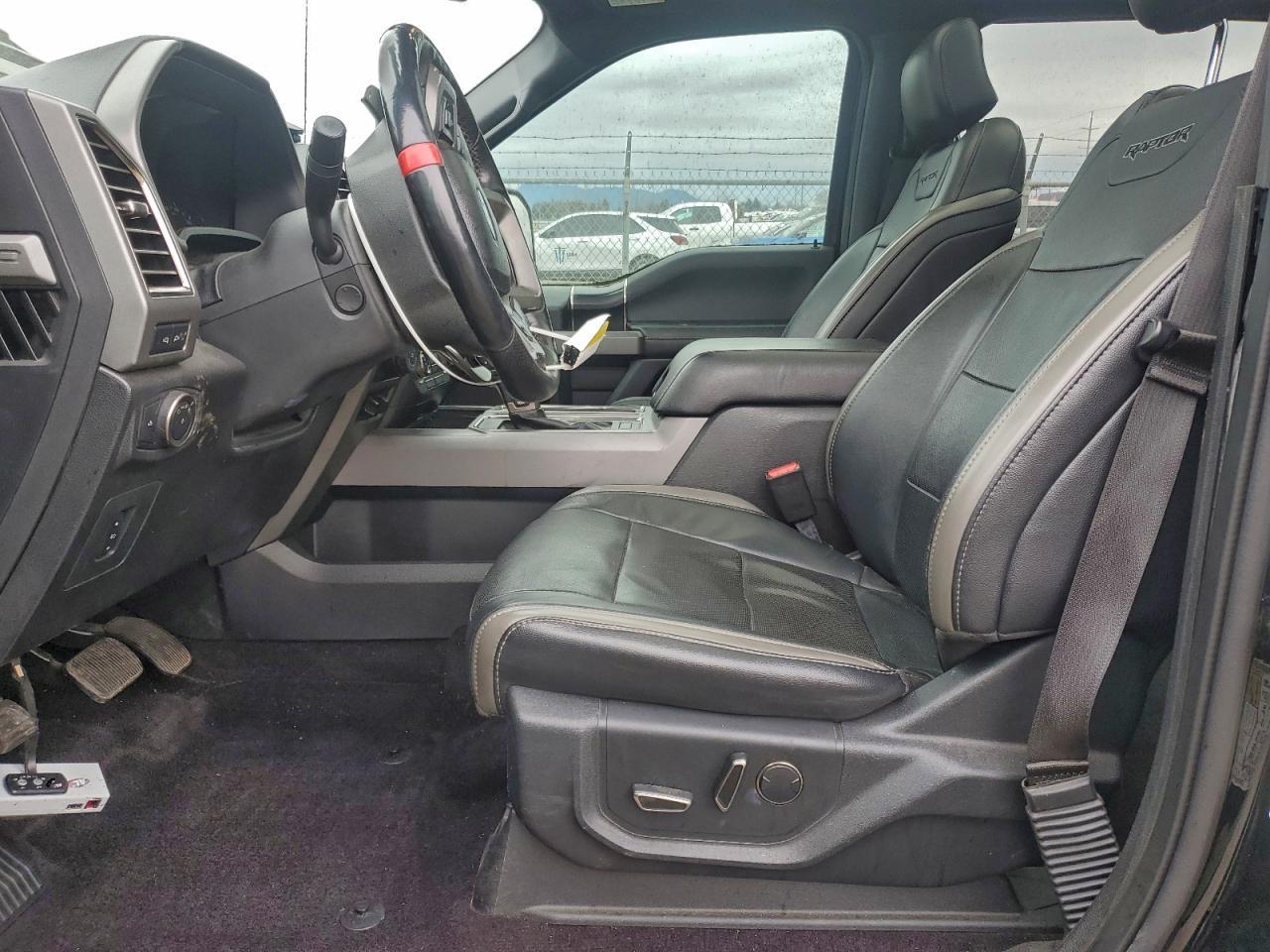 2017 Ford F150 Raptor - Фото 7