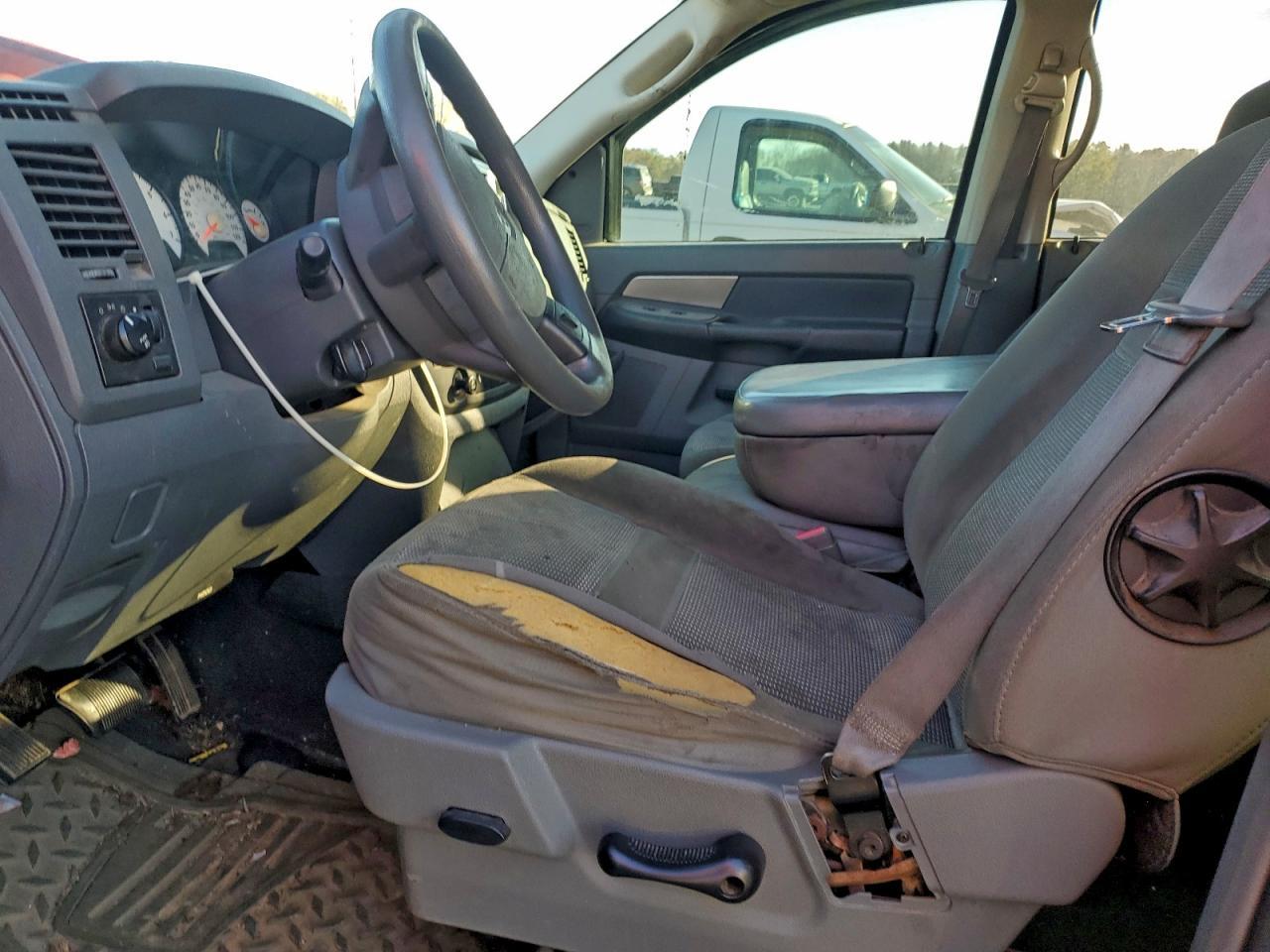 2008 Dodge Ram 1500 St - Image 7