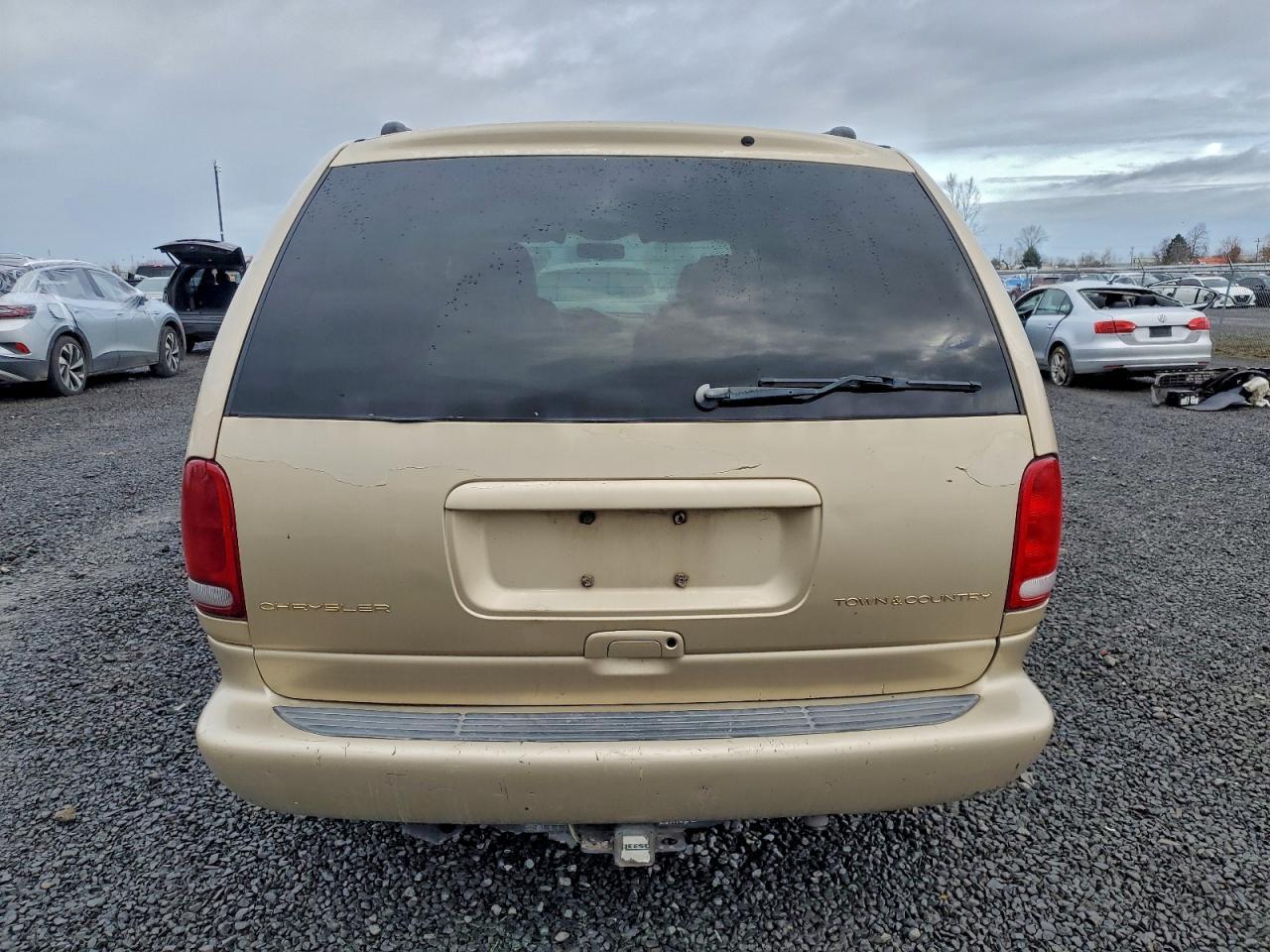 1999 Chrysler Town & Country Lx - Фото 6