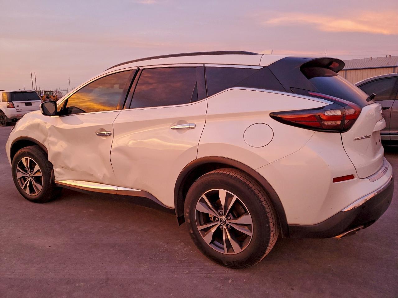 2021 Nissan Murano Sv - Image 2
