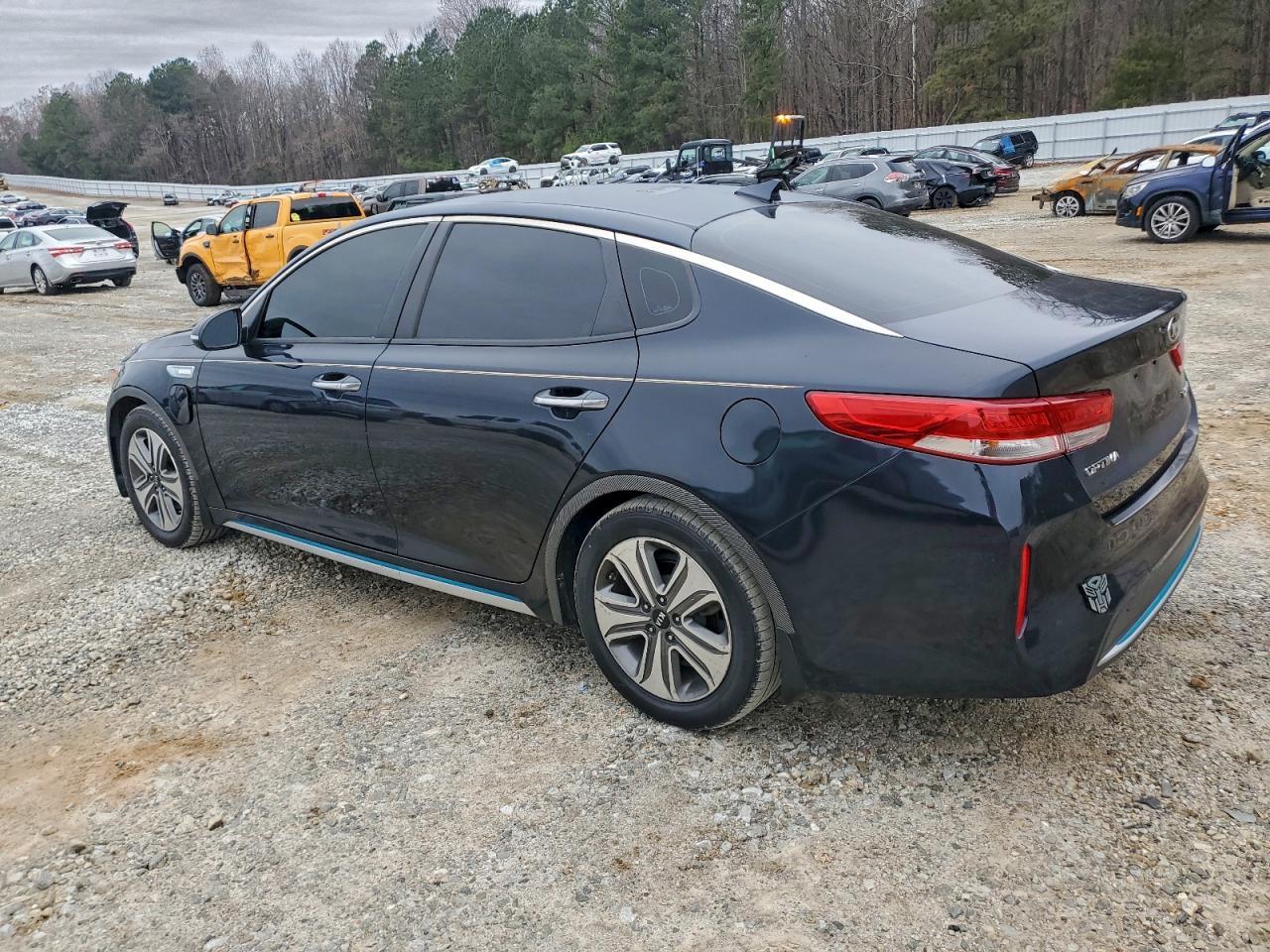 2017 Kia Optima Plug-In Hybrid - Фото 2