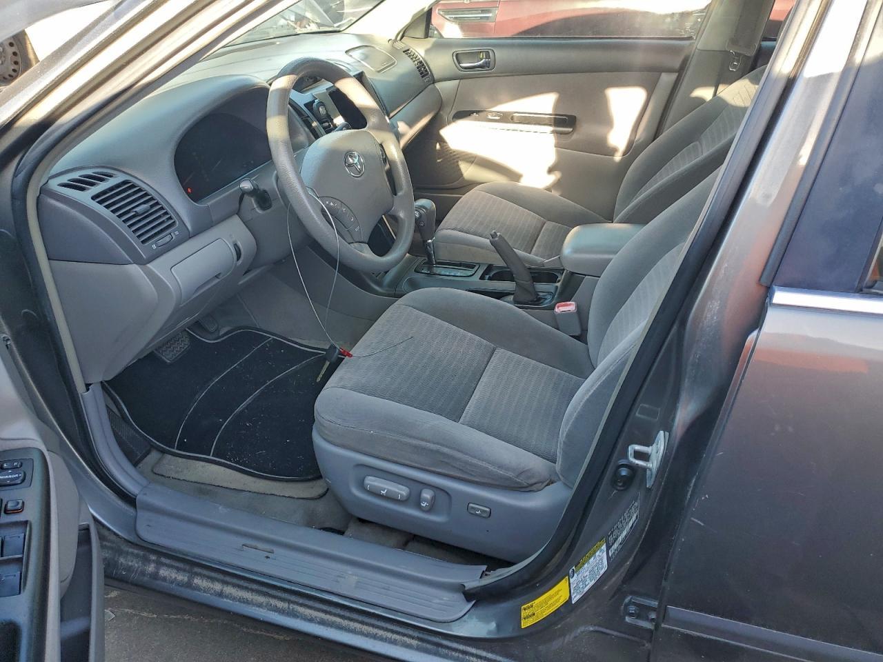 2005 Toyota Camry Le - Фото 7