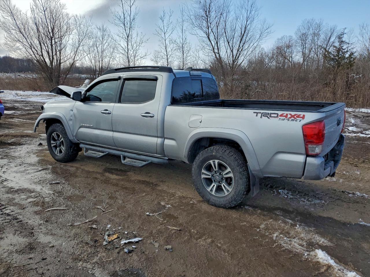 2017 Toyota Tacoma Double Cab - Фото 2