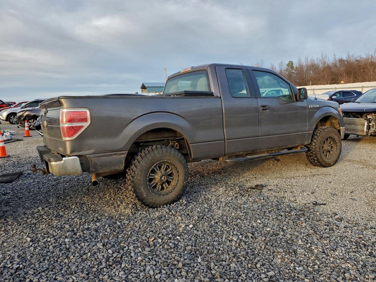 2012 Ford F150 Super Cab - Фото 3