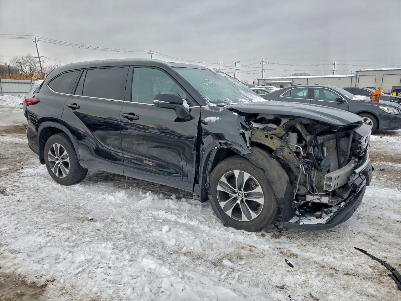 2023 Toyota Highlander L - Фото 4