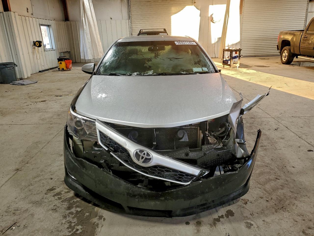 2012 Toyota Camry Se - Фото 5