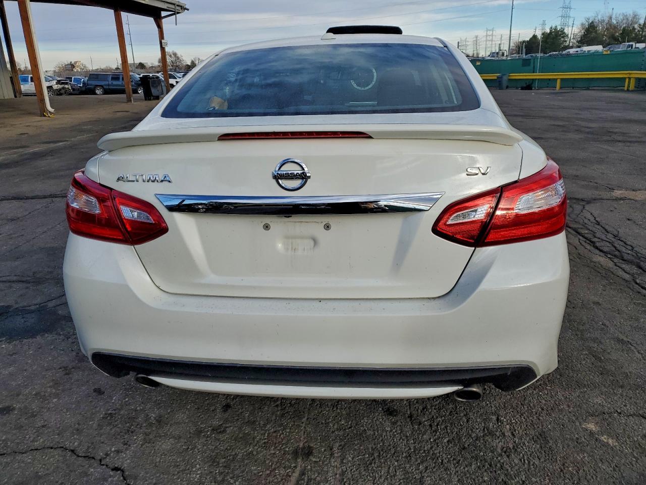 2017 Niss Altima 2.5 - Фото 6