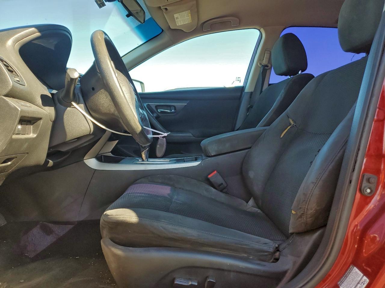 2015 Nissan Altima 2.5 - Фото 7