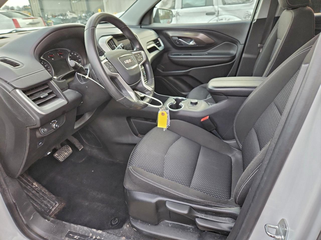 2022 GMC Terrain Sle - Image 7