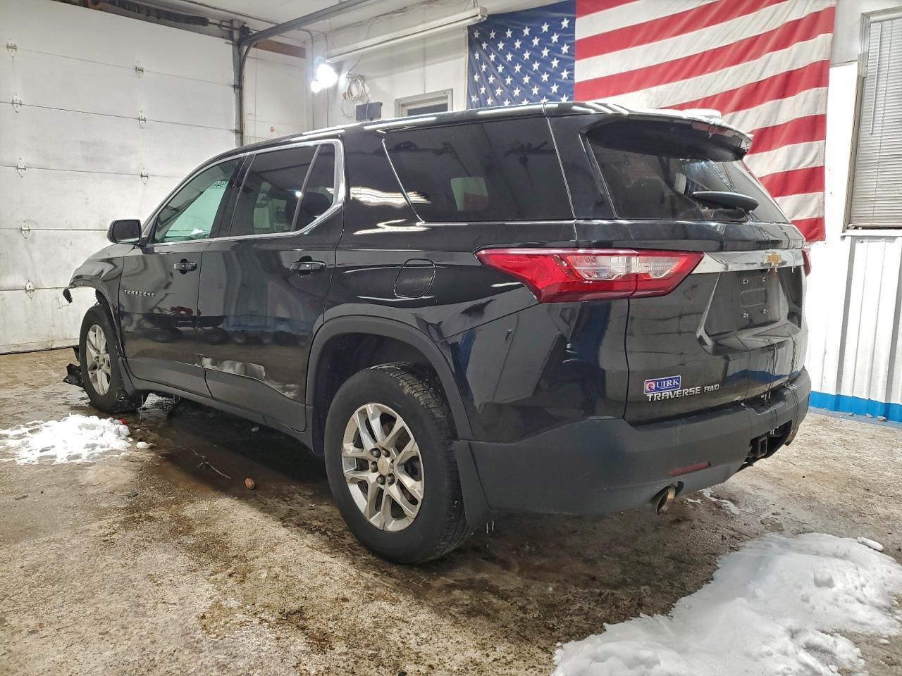 2021 Chevrolet Traverse Ls - Image 2