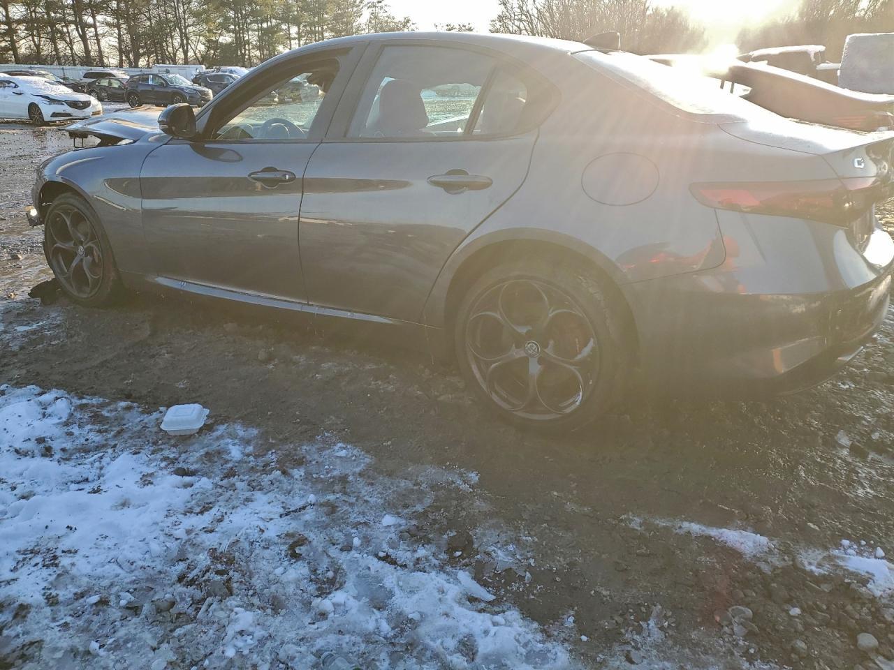 2018 Alfa Romeo Giulia Ti Q4 - Фото 2