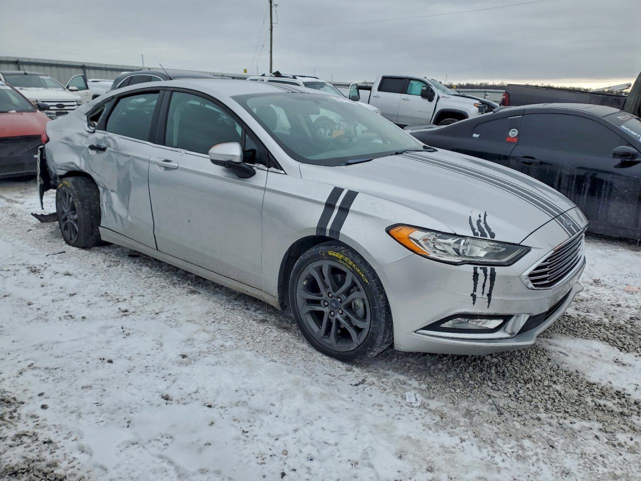 2018 Ford Fusion S - Фото 4
