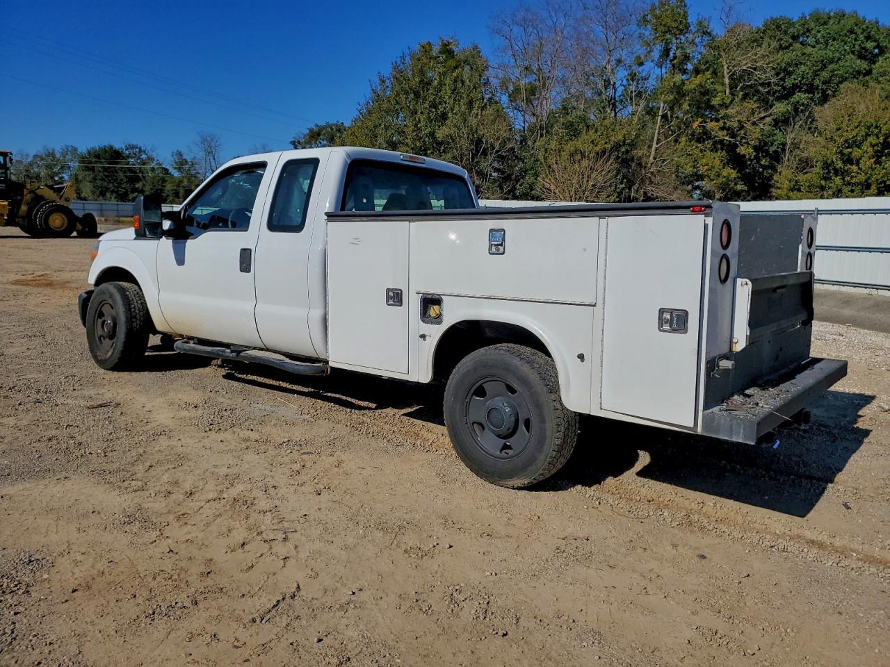 2013 Ford F 250 - Фото 2